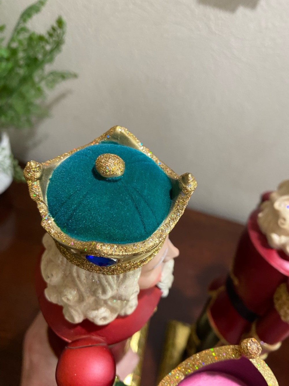 King Design, Nutcracker Candle Holders, Christmas Holiday Decor - Picture 12 of 16